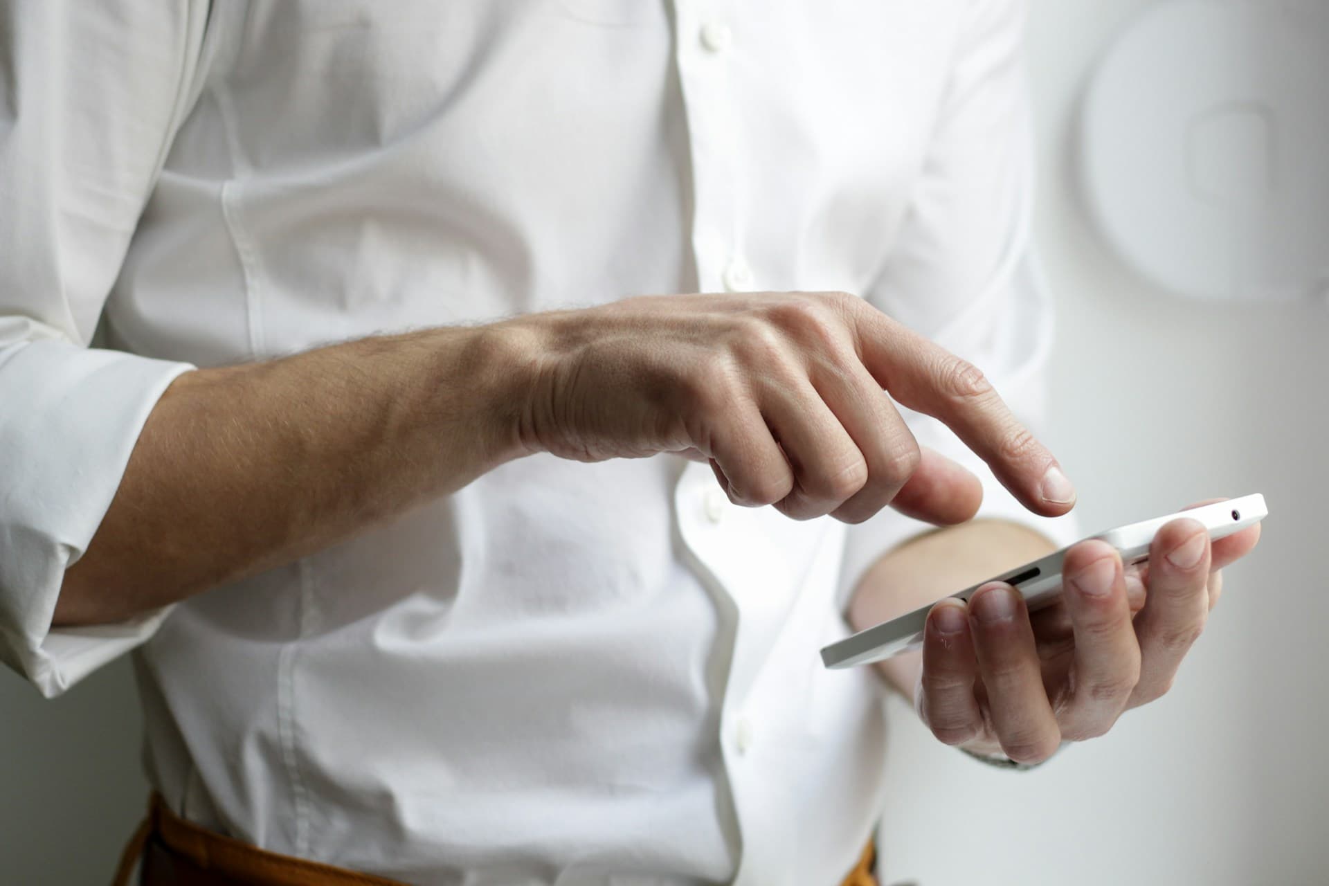 E-recepta a powiadomienia SMS – skąd system wie, gdzie wysłać kod recepty